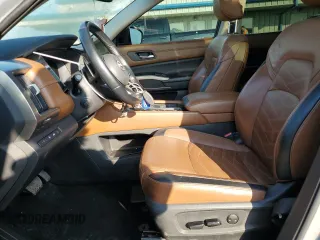 2022 Nissan Pathfinder Platinum z VIN 5N1DR3DH7NC202215, wystawiony jako Copart lot #86313314 z przebiegiem 76 646 mil mil oraz Szkoda całkowita • Salvage title. Historia ofert i sprzedaży dostępna na DreamBid. Obrazek 7.