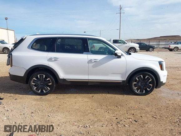2023 Kia Telluride SX Prestige X-Pro with VIN 5XYP5DGC2PG327611, listed as a IAAI auction lot 41072515 with 30,809 mi miles and . Bid and sale history available at DreamBid. Image 14.