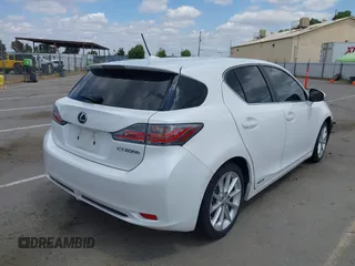 2011 Lexus CT 200h with VIN JTHKD5BH2B2035688, listed as a IAAI auction lot 42097298 with 78,234 mi miles and . Bid and sale history available at DreamBid. Image 4.