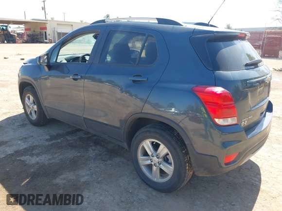 2021 Chevrolet Trax LT with VIN KL7CJPSB3MB323158, listed as a IAAI auction lot 41743200 with 91,229 mi miles. Bid and sale history available at carsss.com. Image 3.