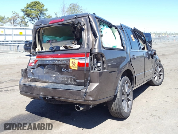 2016 Lincoln Navigator Reserve with VIN 5LMJJ2LT2GEL04567, listed as a Copart auction lot 37650040 with Not provided miles and Salvage title. Bid and sale history available at DreamBid. Image 4.