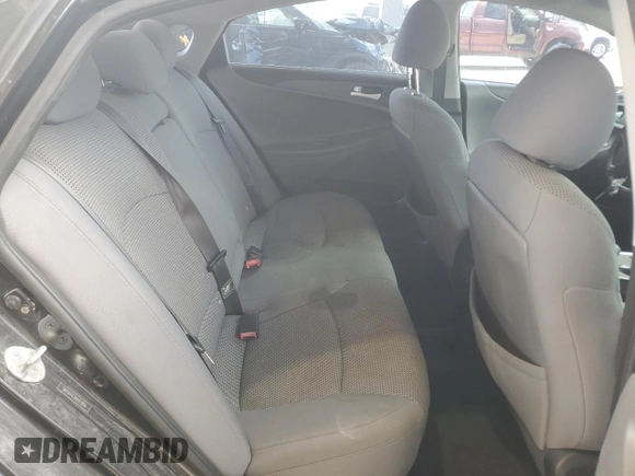 2011 Hyundai Sonata GLS z VIN 5NPEB4AC5BH253806, wystawiony jako Copart lot #57609965 z przebiegiem 175 278 mil mil oraz Szkoda całkowita • Salvage title. Historia ofert i sprzedaży dostępna na DreamBid. Obrazek 10.