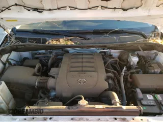 2018 Toyota Sequoia SR5 with VIN 5TDBY5G19JS159062, listed as a Copart auction lot 88818325 with 60,623 mi miles and Salvage Title. Bid and sale history available at carsss.com. Image 12.