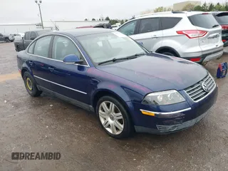 2005 Volkswagen Passat GLS with VIN WVWAD63B15E082758, listed as a IAAI auction lot 41952194 with 163,416 mi miles and . Bid and sale history available at DreamBid. Image 1.