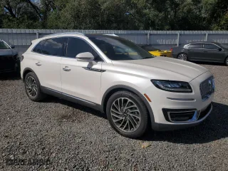 2019 Lincoln Nautilus Reserve with VIN 2LMPJ6LP0KBL62936, listed as a Copart auction lot 79125874 with 114,380 mi miles and Non Repairable. Bid and sale history available at carsss.com. Image 4.