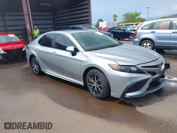 2023 Toyota Camry SE with VIN 4T1T11AK0PU787398, listed as a IAAI auction lot 41646279 with 2,109 mi miles and . Bid and sale history available at carsss.com. Image 1.