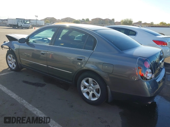 2005 Nissan Altima 3.5 SE with VIN 1N4BL11D75N478987, listed as a IAAI auction lot 41129015 with 123,746 mi miles. Bid and sale history available at carsss.com. Image 3.