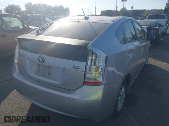 2010 Toyota Prius II with VIN JTDKN3DU2A0067810, listed as a IAAI auction lot 41367713 with 187,001 mi miles. Bid and sale history available at carsss.com. Image 4.