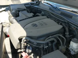 2016 Toyota Tacoma SR5 с VIN 3TMAZ5CNXGM019256, выставлен на аукционе IAAI как лот 42294477 с пробегом 123 680 миль миль и . История ставок и продаж доступна на DreamBid. Изображение 19.