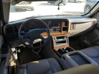 2006 GMC Sierra 1500 SLE1 z VIN 2GTEC13TX61204438, wystawiony jako Copart lot #84847074 z przebiegiem 143 518 mil mil oraz Szkoda całkowita • Salvage title. Historia ofert i sprzedaży dostępna na DreamBid. Obrazek 8.