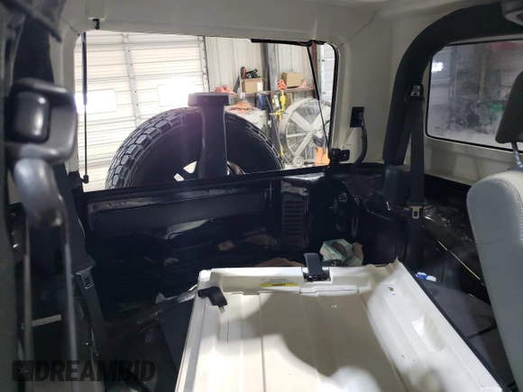 2008 Jeep Wrangler X with VIN 1J4FA24168L618711, listed as a Copart auction lot 48112525 with Not Provided miles and Salvage Title. Bid and sale history available at DreamBid. Image 10.
