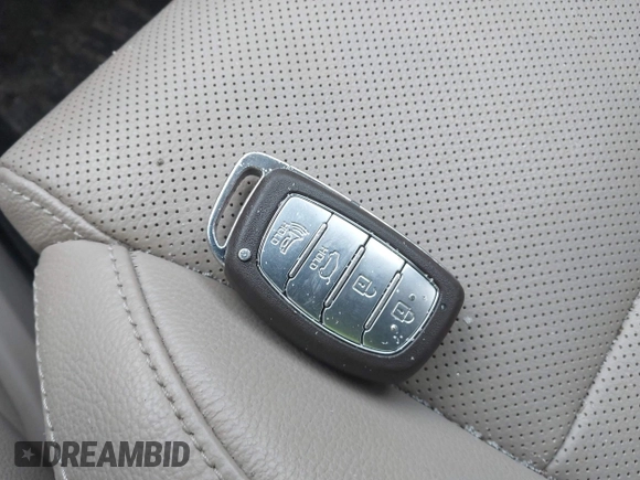 2018 Hyundai Tucson SEL with VIN KM8J3CA4XJU774261, listed as a IAAI auction lot 41628142 with 60,858 mi miles and . Bid and sale history available at DreamBid. Image 11.