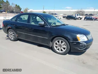 2006 Ford Five Hundred Limited with VIN 1FAFP25186G111680, listed as a IAAI auction lot 41847314 with 209,207 mi miles. Bid and sale history available at carsss.com. Image 1.