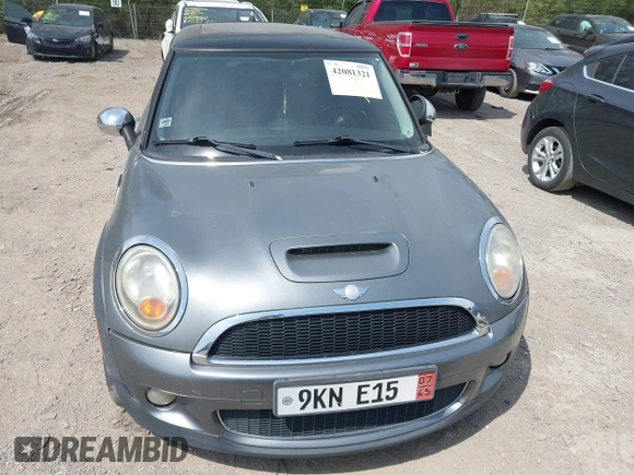 2007 MINI Hardtop S with VIN WMWMF73567TT82315, listed as a IAAI auction lot 42081321 with 123,072 mi miles and . Bid and sale history available at DreamBid. Image 6.