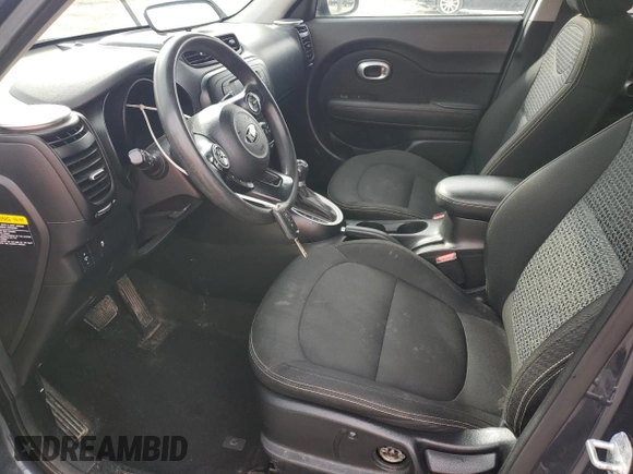 2016 Kia Soul + z VIN KNDJP3A56G7269259, wystawiony jako Copart lot #55522165 z przebiegiem 189 937 mil mil oraz Szkoda całkowita • Salvage title. Historia ofert i sprzedaży dostępna na DreamBid. Obrazek 7.