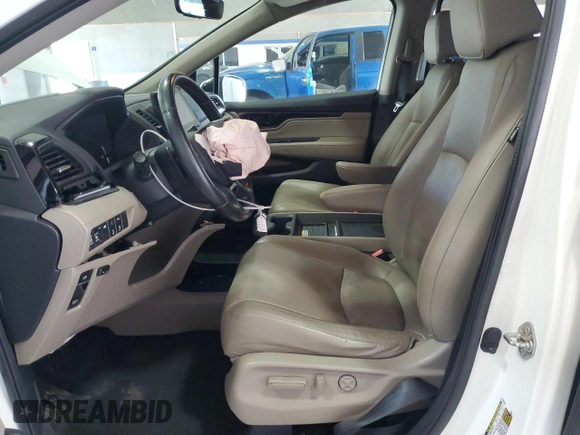 2018 Honda Odyssey Elite with VIN 5FNRL6H90JB103748, listed as a Copart auction lot 61512595 with 117,126 mi miles and Salvage title. Bid and sale history available at DreamBid. Image 7.