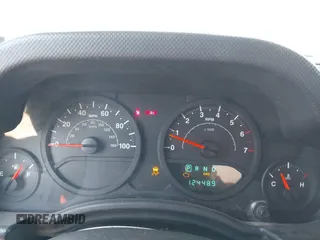 2007 Jeep Wrangler X с VIN 1J4FA24187L160975, выставлен на аукционе IAAI как лот 42488101 с пробегом 124 489 миль миль и . История ставок и продаж доступна на DreamBid. Изображение 7.