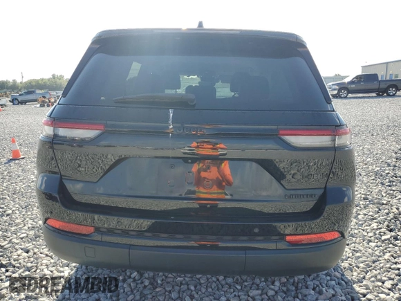 2023 Jeep Grand Cherokee Limited with VIN 1C4RJGBG2PC513119, listed as a Copart auction lot 57884335 with 33,937 mi miles and Non repairable. Bid and sale history available at DreamBid. Image 6.