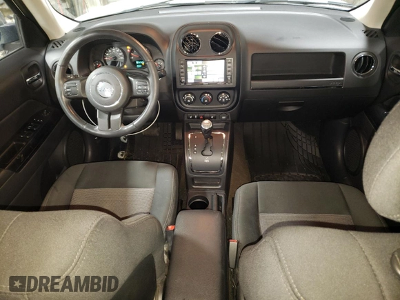 2013 Jeep Patriot Latitude with VIN 1C4NJPFA0DD250364, listed as a Copart auction lot 86316314 with 68,686 mi miles and Salvage Title. Bid and sale history available at carsss.com. Image 8.