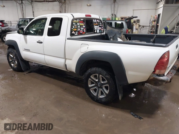 2008 Toyota Tacoma with VIN 5TEUU42N48Z580337, listed as a IAAI auction lot 41391217 with 156,243 mi miles and . Bid and sale history available at DreamBid. Image 3.