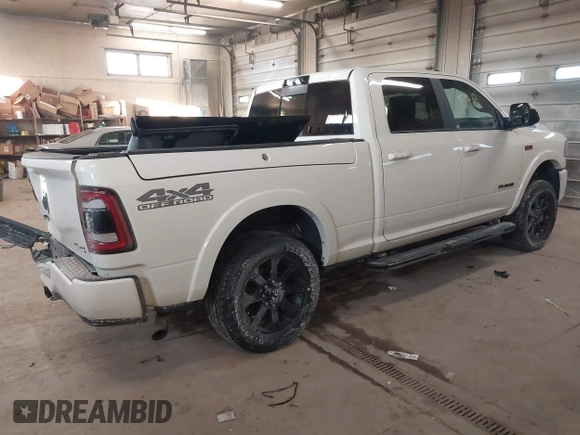 2022 Ram 2500 Laramie with VIN 3C6UR5FJ7NG253380, listed as a IAAI auction lot 41319536 with 33,945 mi miles. Bid and sale history available at carsss.com. Image 4.