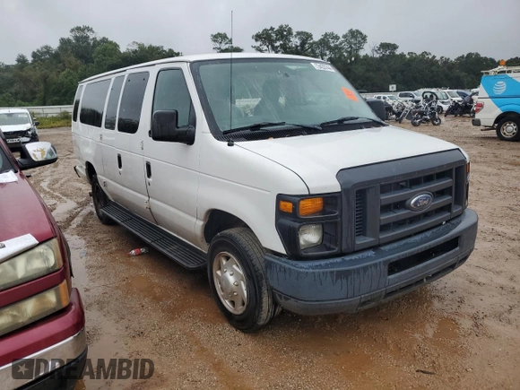 2013 Ford Econoline Passenger XL with VIN 1FBSS3BL7DDB29898, listed as a Copart auction lot 73433744 with 180,646 mi miles and Salvage Title. Bid and sale history available at DreamBid. Image 4.