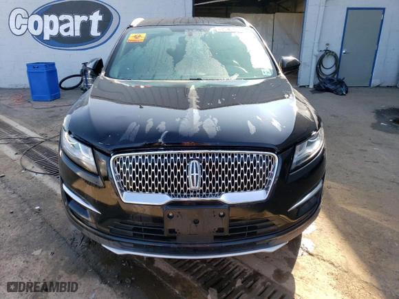 2019 Lincoln MKC Standard with VIN 5LMCJ1D9XKUL43217, listed as a Copart auction lot 68341994 with 75,338 mi miles and Salvage Title. Bid and sale history available at carsss.com. Image 5.