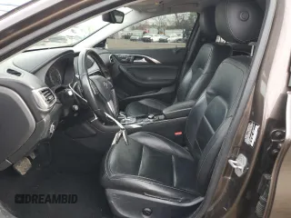 2017 Infiniti QX30 Luxury with VIN SJKCH5CRXHA016187, listed as a Copart auction lot 44020604 with 89,105 mi miles. Bid and sale history available at carsss.com. Image 7.