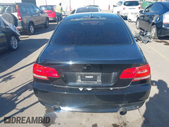 2009 BMW 3 Series 335i с VIN WBAWB73519P158238, выставлен на аукционе IAAI как лот 41720560 с пробегом 154 846 миль миль и . История ставок и продаж доступна на DreamBid. Изображение 17.