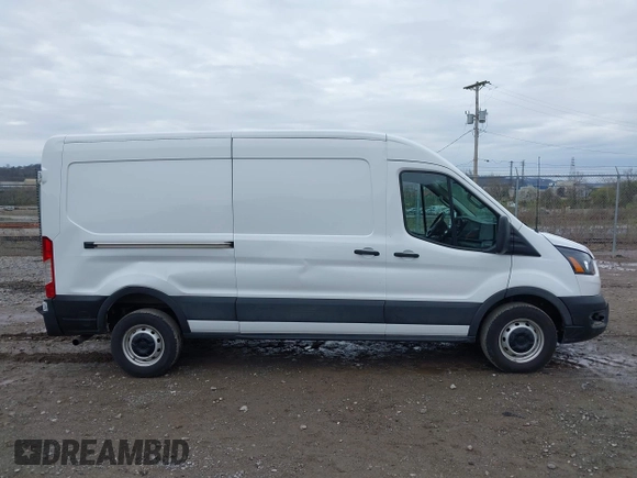 2022 Ford Transit Cargo with VIN 1FTBR1C88NKA04802, listed as a IAAI auction lot 41962182 with 50,454 mi miles and . Bid and sale history available at DreamBid. Image 14.