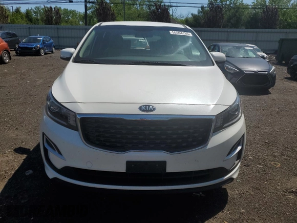 2020 Kia Sedona L with VIN KNDMA5C19L6617401, listed as a Copart auction lot 56564135 with 118,220 mi miles and Clean Title. Bid and sale history available at DreamBid. Image 5.