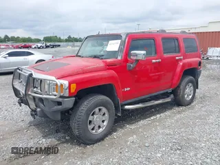 2006 Hummer H3 with VIN 5GTDN136968104627, listed as a IAAI auction lot 42141559 with 199,674 mi miles. Bid and sale history available at carsss.com. Image 2.