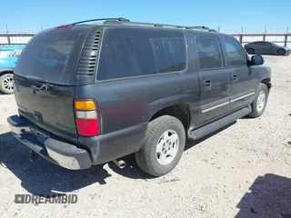 2004 Chevrolet Suburban LS with VIN 3GNEC16Z24G269957, listed as a IAAI auction lot 41739190 with 269,891 mi miles. Bid and sale history available at carsss.com. Image 4.
