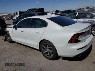 2020 Volvo S60 Momentum with VIN 7JR102FK2LG034687, listed as a Copart auction lot 59470314 with 56,012 mi miles and Salvage Title. Bid and sale history available at carsss.com. Image 2.