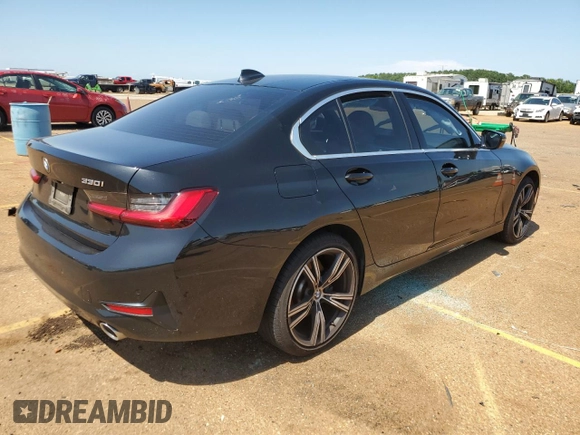 2021 BMW 3 Series 330i xDrive with VIN WBA5R7C08MFK11186, listed as a Copart auction lot 58069333 with Not Provided miles. Bid and sale history available at carsss.com. Image 3.