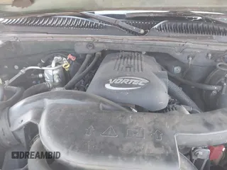 2003 Chevrolet Avalanche with VIN 3GNEC13T93G102820, listed as a IAAI auction lot 42610115 with Not provided miles and . Bid and sale history available at DreamBid. Image 10.