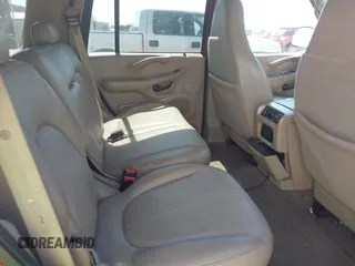 2001 Ford Expedition Eddie Bauer with VIN 1FMPU18LX1LA91135, listed as a IAAI auction lot 42737489 with 123,360 mi miles and . Bid and sale history available at DreamBid. Image 8.