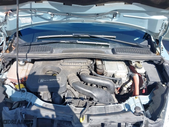 2013 Ford C-Max Hybrid SEL with VIN 1FADP5BUXDL521814, listed as a IAAI auction lot 41944352 with 130,999 mi miles. Bid and sale history available at carsss.com. Image 10.