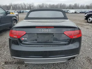 2013 Audi S5 Premium Plus z VIN WAUCGAFHXDN007684, wystawiony jako Copart lot #49976475 z przebiegiem 59 301 mil mil oraz Szkody całkowita. Historia ofert i sprzedaży dostępna na DreamBid. Obrazek 6.