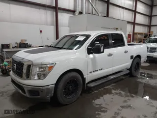 2018 Nissan Titan SV with VIN 1N6AA1E63JN539220, listed as a IAAI auction lot 41487109 with 122,144 mi miles. Bid and sale history available at carsss.com. Image 17.