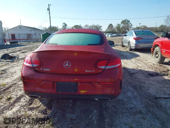 2018 Mercedes-Benz C 300 z VIN WDDWJ4KB9JF693250, wystawiony jako IAAI lot #41444482 z przebiegiem Nie podano mil oraz . Historia ofert i sprzedaży dostępna na DreamBid. Obrazek 17.