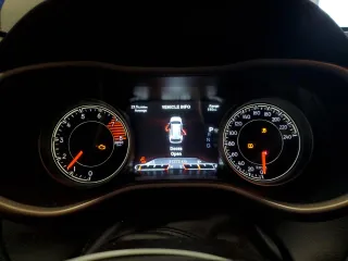2017 Jeep Cherokee High Altitude с VIN 1C4PJMDS5HW558157, выставлен на аукционе Copart как лот 57960415 с пробегом 81 272 миль миль и Списание • Salvage title. История ставок и продаж доступна на DreamBid. Изображение 9.