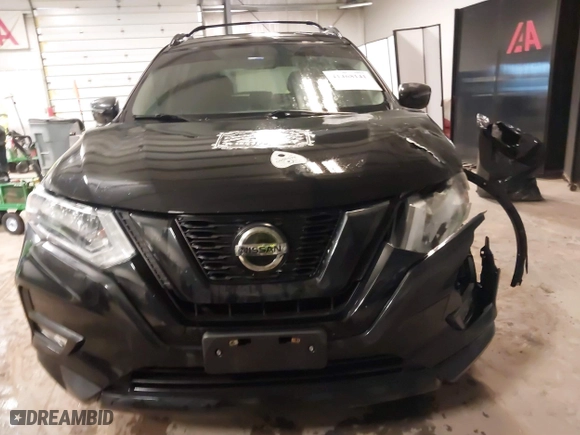 2018 Nissan Rogue S with VIN 5N1AT2MV1JC726507, listed as a IAAI auction lot 41468141 with 80,101 mi miles. Bid and sale history available at carsss.com. Image 12.