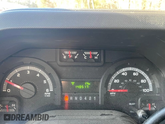 2018 Ford Econoline Commercial z VIN 1FDXE4FS4JDC33224, wystawiony jako Copart lot #44239625 z przebiegiem 148 517 mil mil oraz Czysty tytuł • Clean title. Historia ofert i sprzedaży dostępna na DreamBid. Obrazek 8.