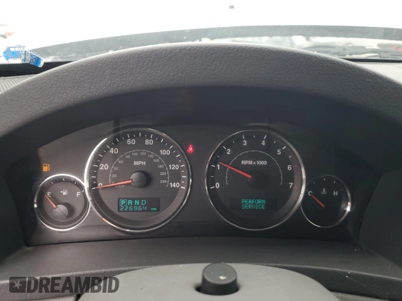 2006 Jeep Grand Cherokee Limited with VIN 1J4HR58N36C231076, listed as a Copart auction lot 53239725 with 226,964 mi miles and Clean title. Bid and sale history available at DreamBid. Image 9.
