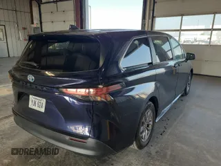 2022 Toyota Sienna LE с VIN 5TDKSKFC8NS070785, выставлен на аукционе IAAI как лот 42564790 с пробегом 110 993 миль миль и . История ставок и продаж доступна на DreamBid. Изображение 8.