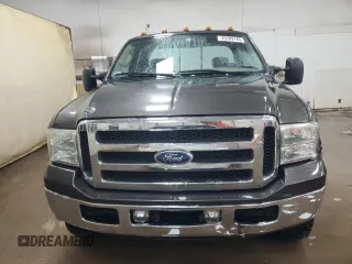 2007 Ford F-250 XL with VIN 1FTSX21P27EA16502, listed as a Copart auction lot 45509185 with 133,681 mi miles and Clean Title. Bid and sale history available at DreamBid. Image 5.