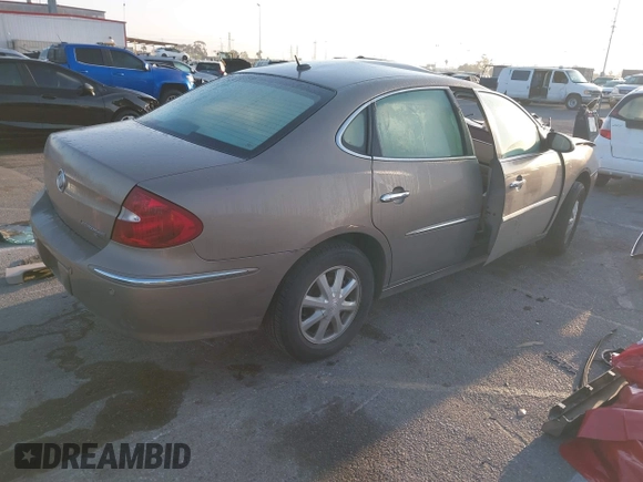 2006 Buick LaCrosse CXL with VIN 2G4WD582161152752, listed as a IAAI auction lot 41980061 with 79,770 mi miles. Bid and sale history available at carsss.com. Image 4.