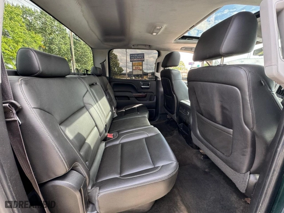2015 GMC Sierra 2500HD available WiFi SLT with VIN 1GT12ZE82FF581685, listed as a Copart auction lot 80415124 with NaN miles and Clean Title. Bid and sale history available at carsss.com. Image 6.