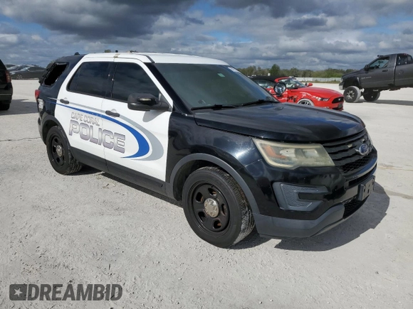2016 Ford Utility Police Interceptor with VIN 1FM5K8AR8GGC26327, listed as a Copart auction lot 84211204 with 0 mi miles and Salvage Title. Bid and sale history available at carsss.com. Image 4.